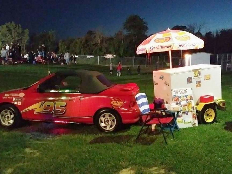 Illustration for article titled For $6,000, Would You Say Ka-Chow To This 1993 Geo Metro Cars Homage Business Opportunity?